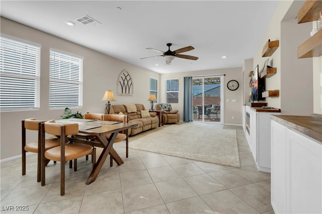2924 Duverney, Henderson, NV 89044