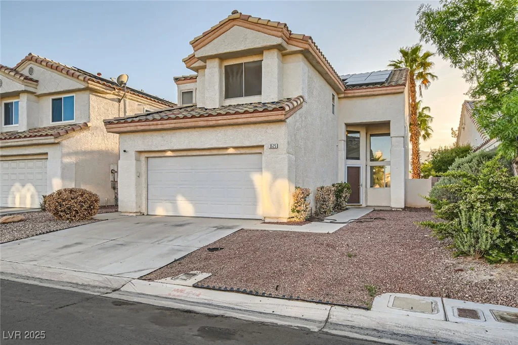 3525 Tuscany Village, Las Vegas, NV 89129