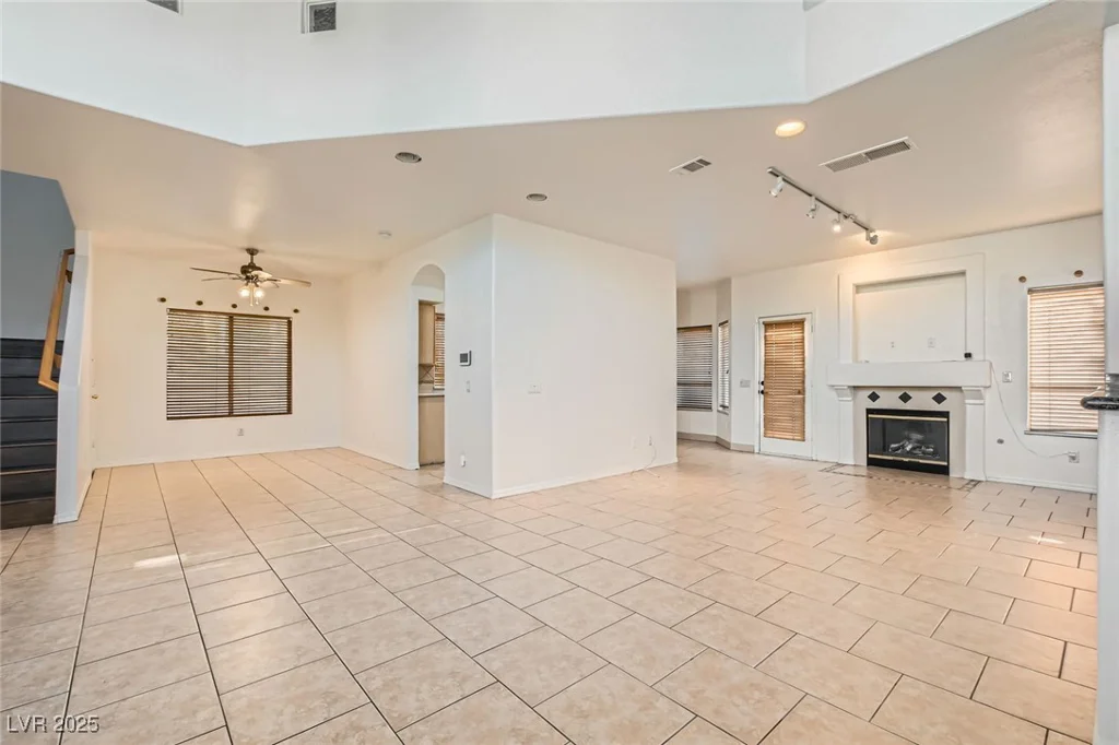 3525 Tuscany Village, Las Vegas, NV 89129