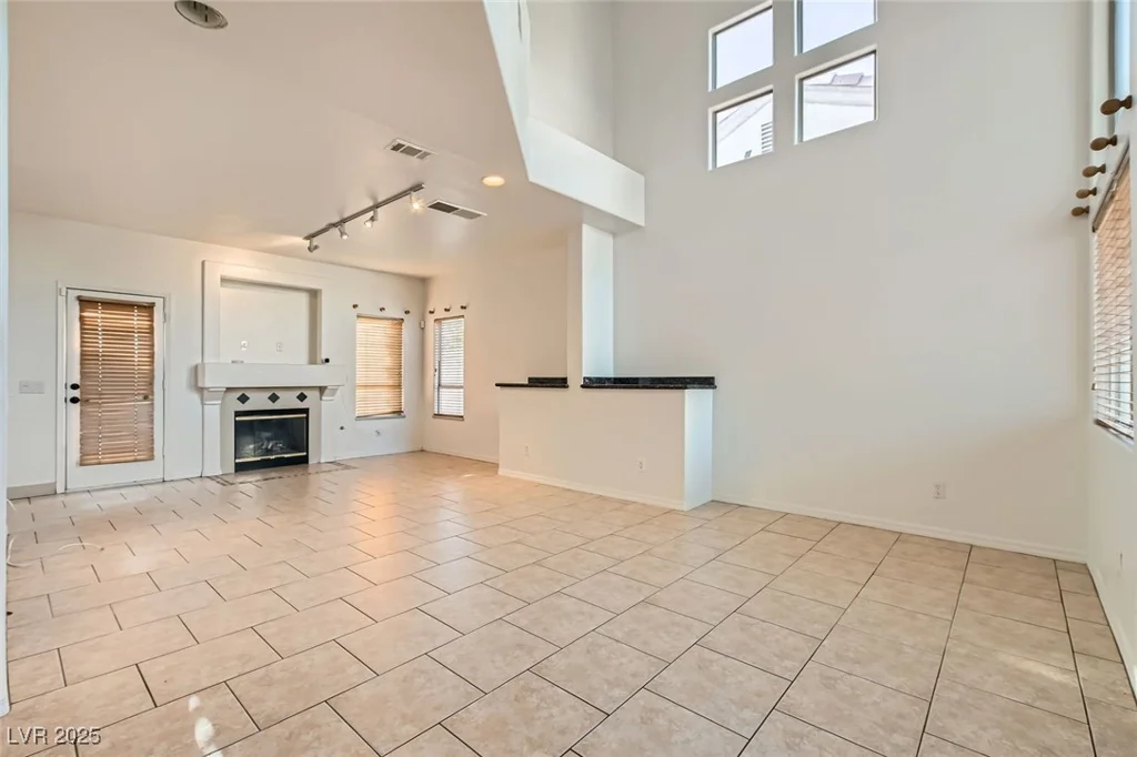 3525 Tuscany Village, Las Vegas, NV 89129