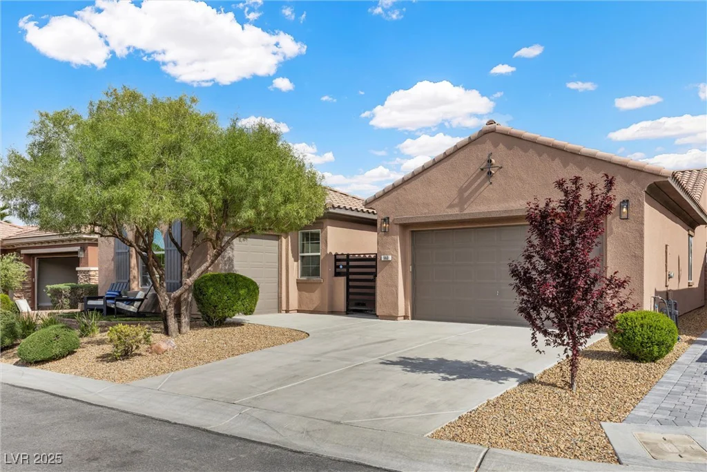 940 Viscanio, Las Vegas, NV 89138