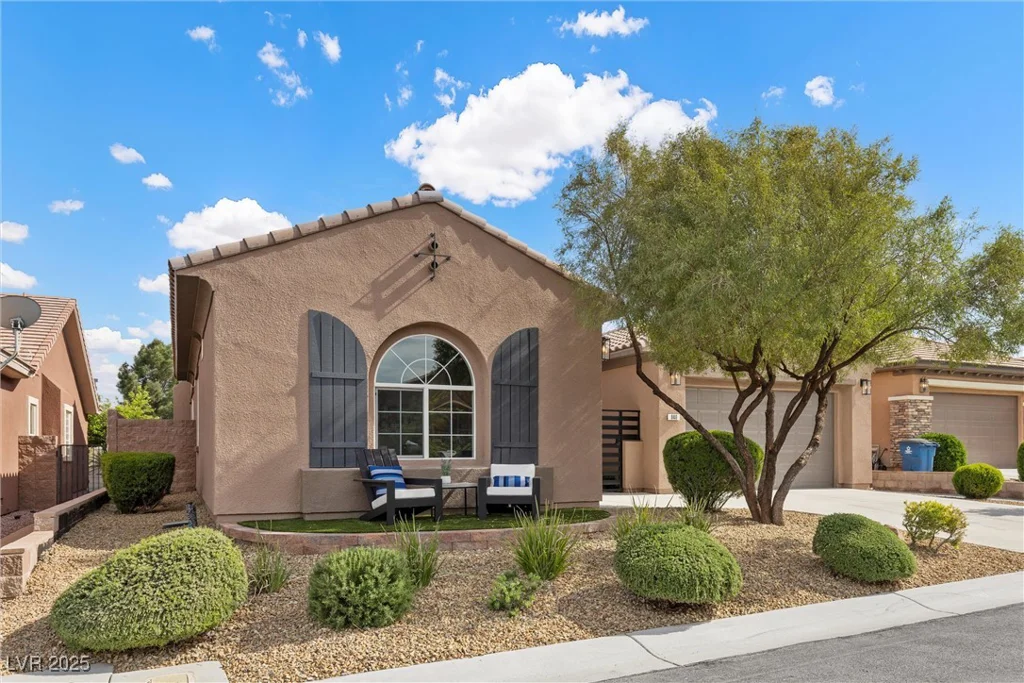 940 Viscanio, Las Vegas, NV 89138