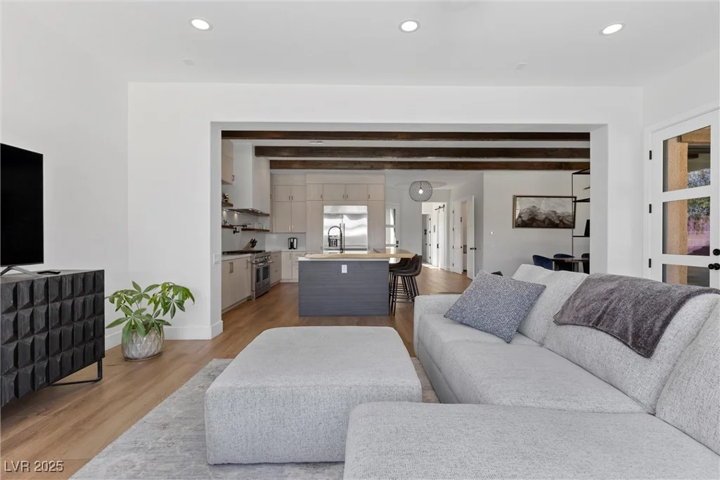 940 Viscanio, Las Vegas, NV 89138
