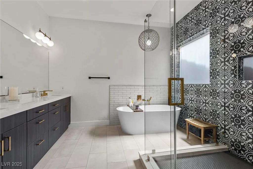940 Viscanio, Las Vegas, NV 89138