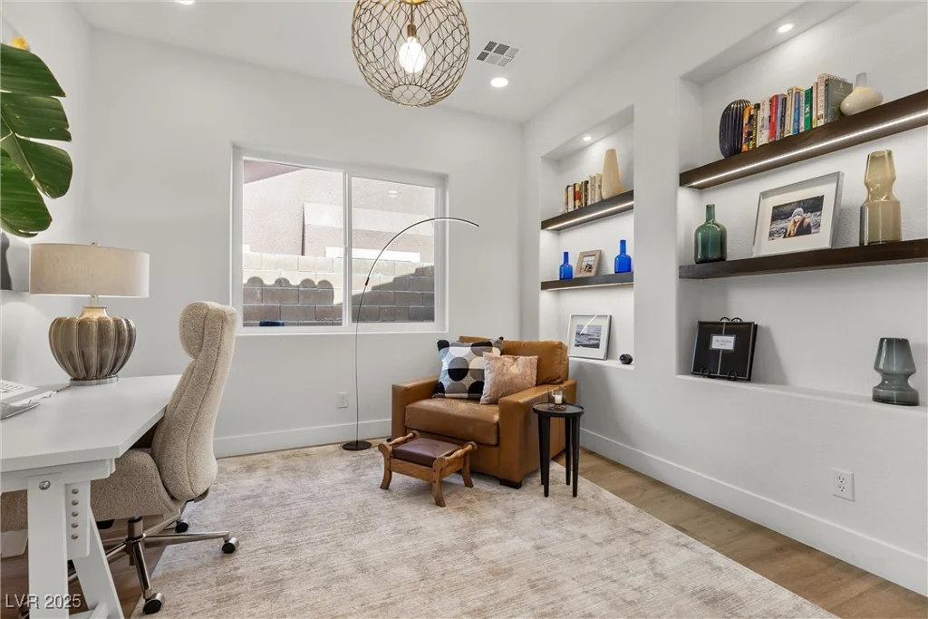 940 Viscanio, Las Vegas, NV 89138