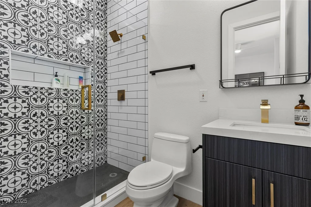 940 Viscanio, Las Vegas, NV 89138