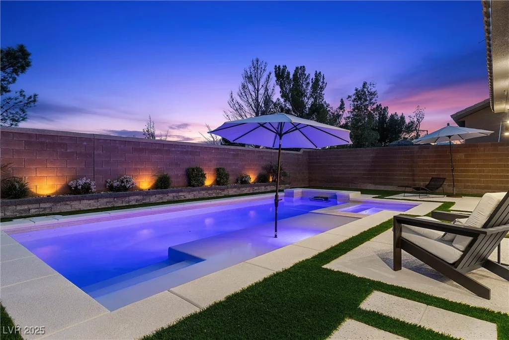 940 Viscanio, Las Vegas, NV 89138