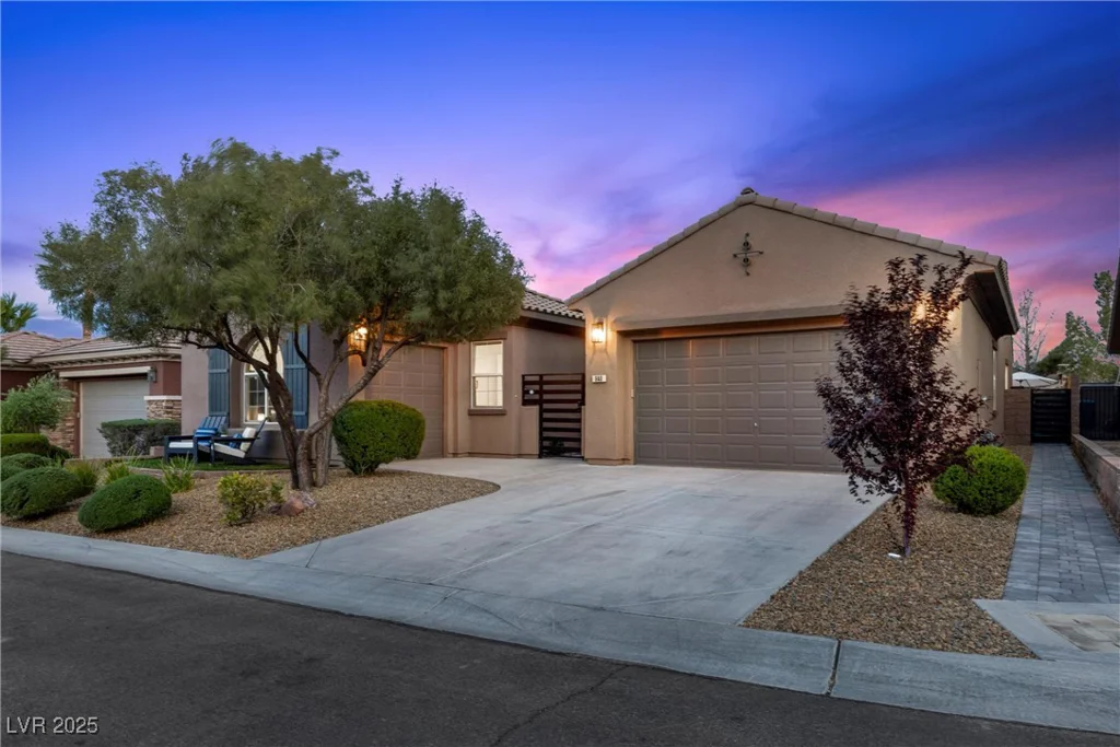 940 Viscanio, Las Vegas, NV 89138
