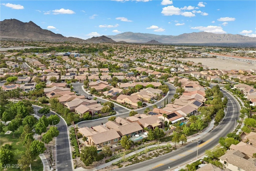 940 Viscanio, Las Vegas, NV 89138