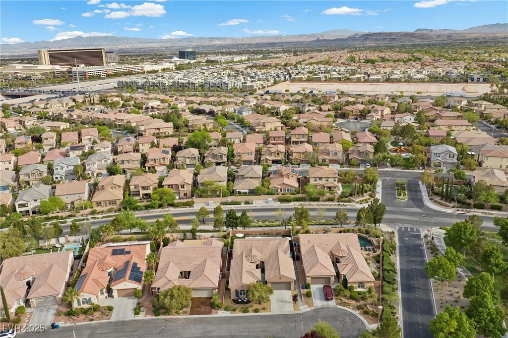940 Viscanio, Las Vegas, NV 89138
