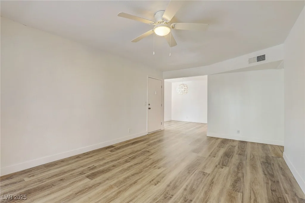 3151 Soaring Gulls, Las Vegas, NV 89128