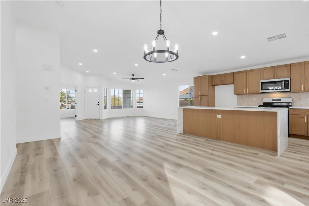 116 Crescent Bay, Henderson, NV 89012