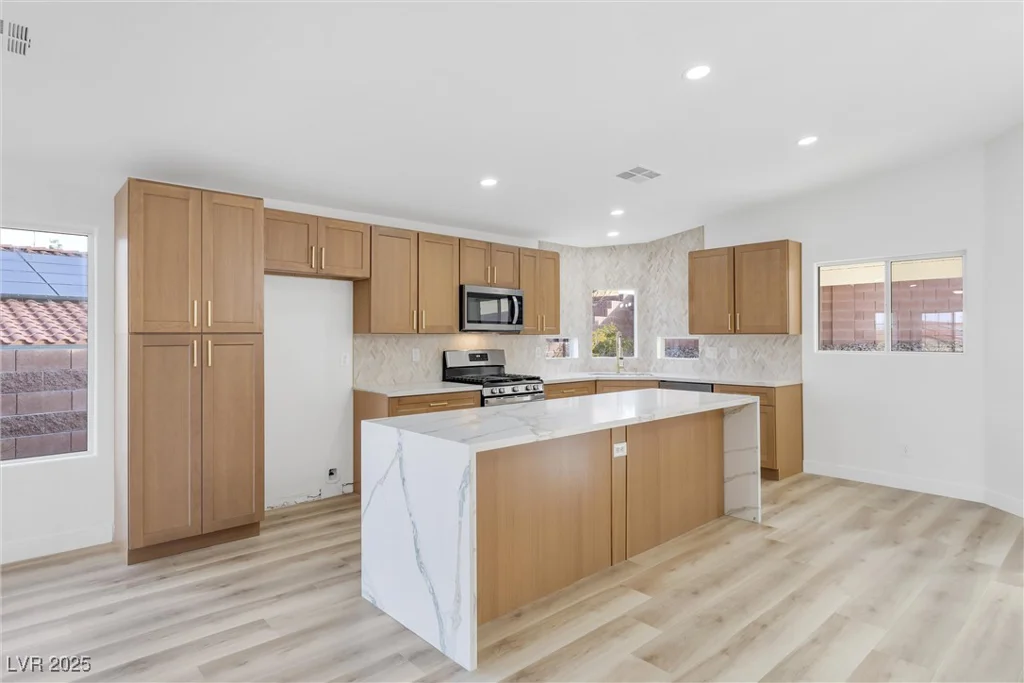 116 Crescent Bay, Henderson, NV 89012
