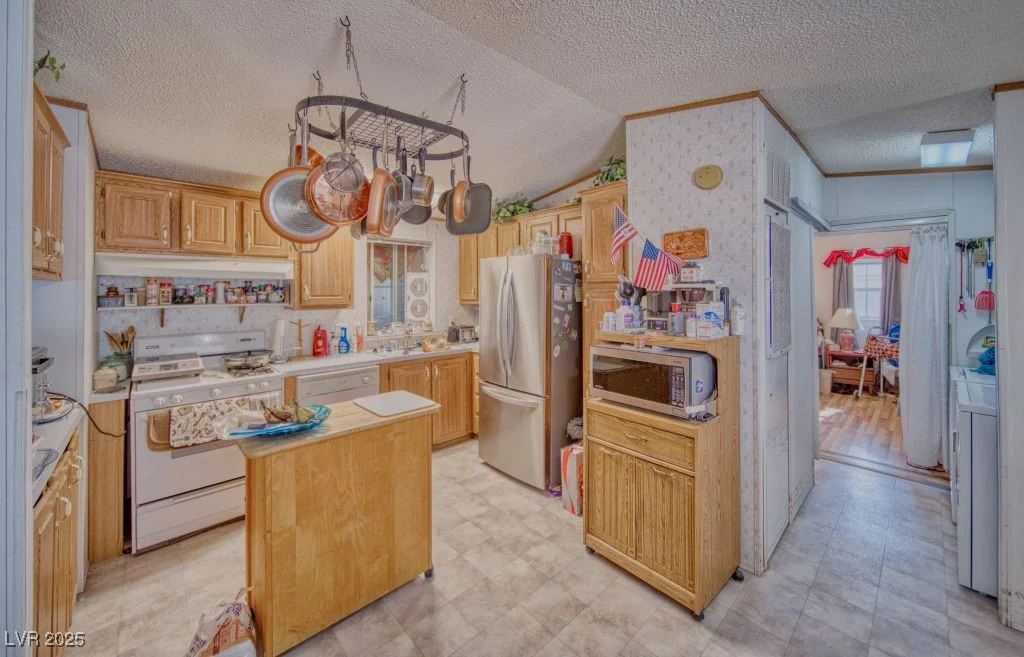 3141 Ward, Pahrump, NV 89061