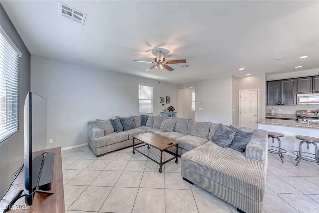 358 Badinerie, Henderson, NV 89011
