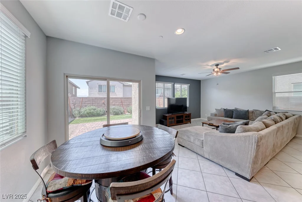 358 Badinerie, Henderson, NV 89011