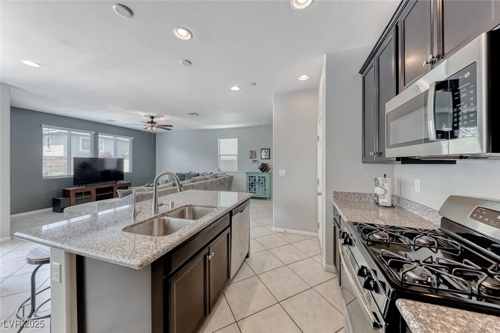 358 Badinerie, Henderson, NV 89011