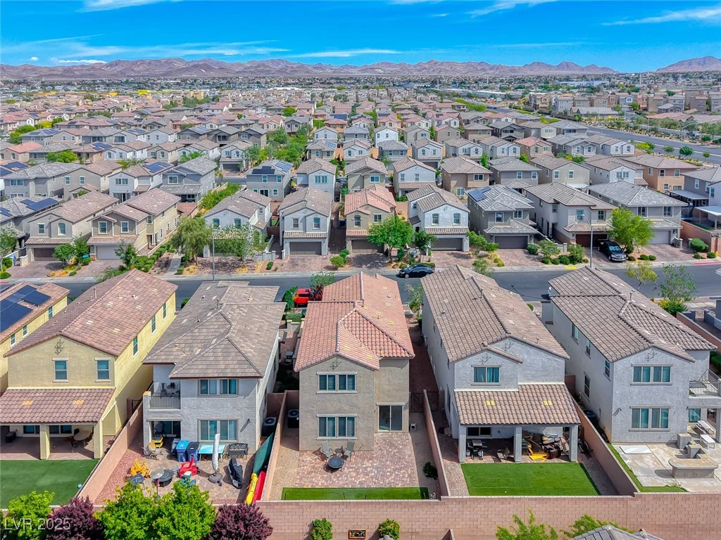 358 Badinerie, Henderson, NV 89011