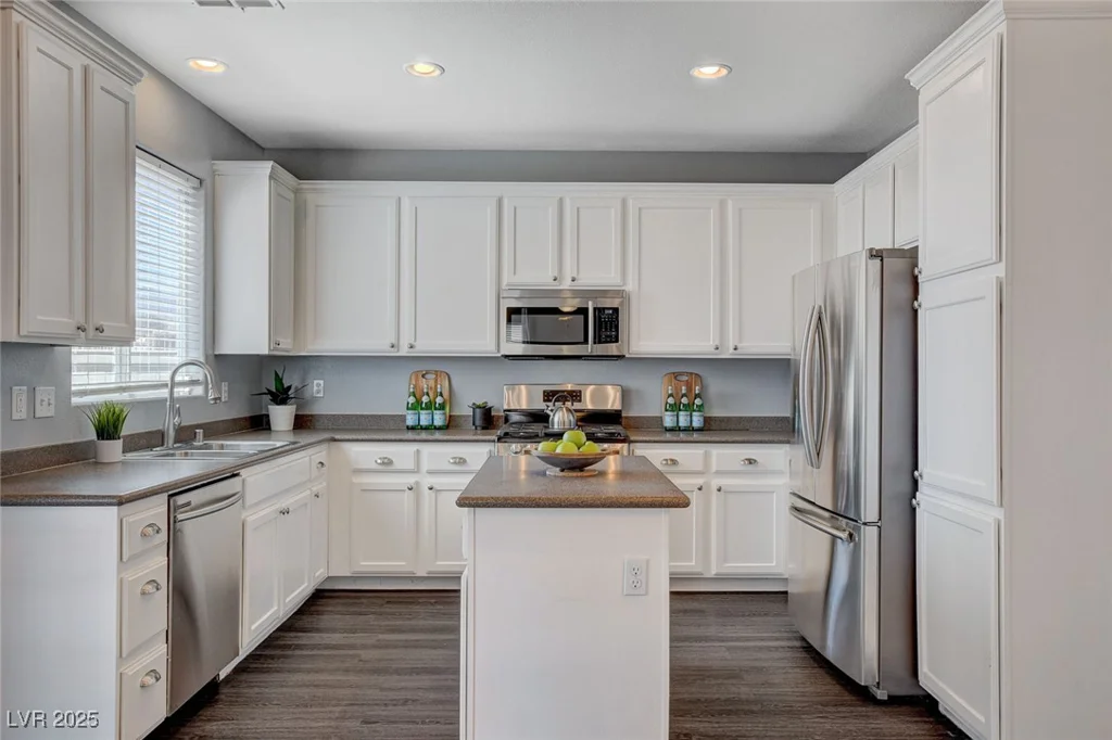 8039 Baldy Mountain, Las Vegas, NV 89131