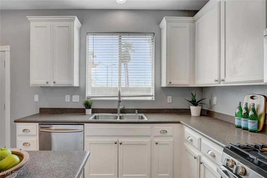8039 Baldy Mountain, Las Vegas, NV 89131