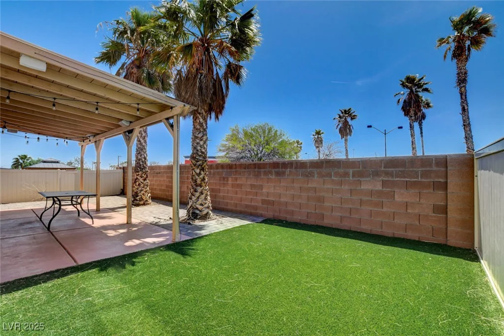 8039 Baldy Mountain, Las Vegas, NV 89131