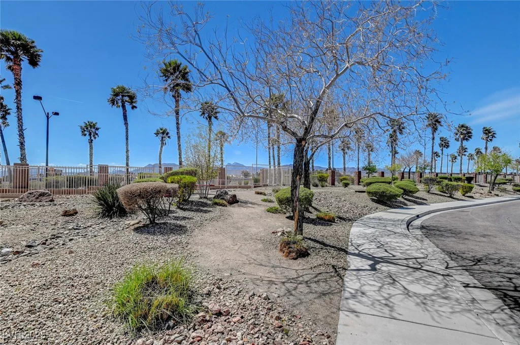 8039 Baldy Mountain, Las Vegas, NV 89131