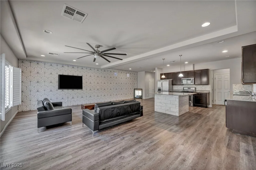 8222 Sorrel, Las Vegas, NV 89139