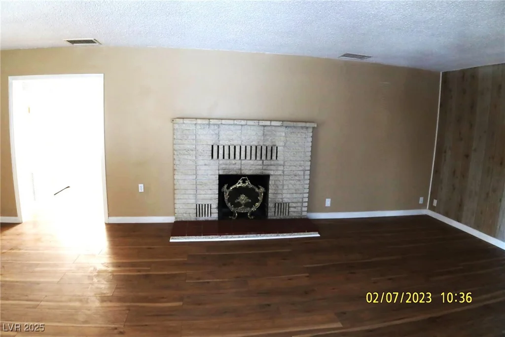 10 Bonanza, Las Vegas, NV 89101