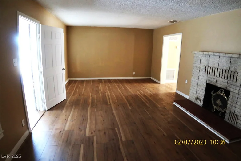 10 Bonanza, Las Vegas, NV 89101