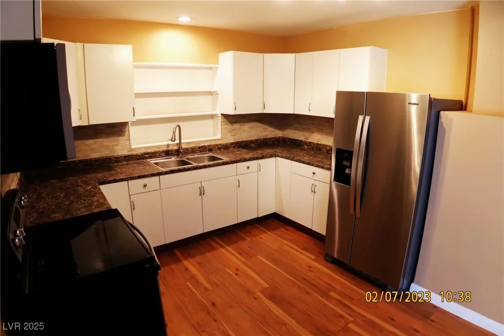 10 Bonanza, Las Vegas, NV 89101