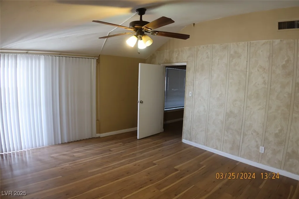 10 Bonanza, Las Vegas, NV 89101