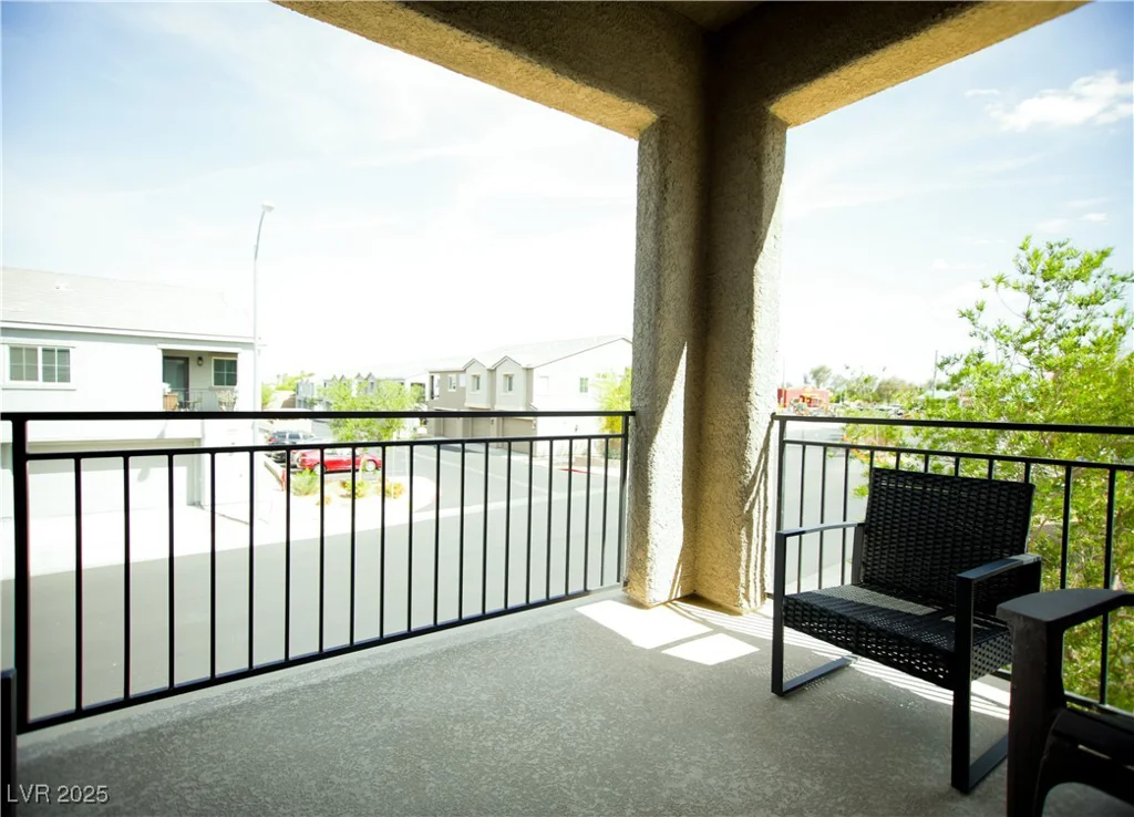 4465 Shimmering Skies, North Las Vegas, NV 89031