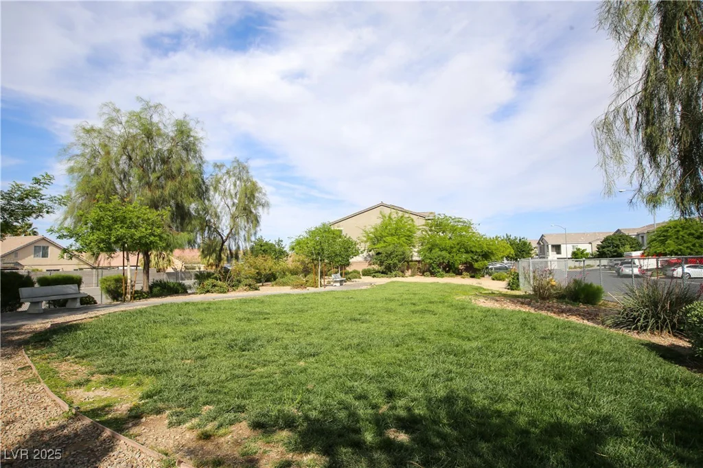 4465 Shimmering Skies, North Las Vegas, NV 89031