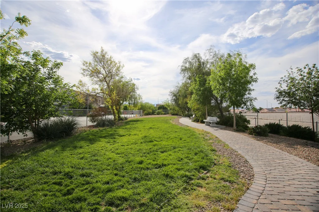 4465 Shimmering Skies, North Las Vegas, NV 89031