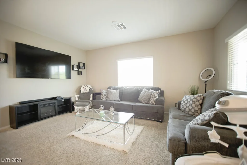 4465 Shimmering Skies, North Las Vegas, NV 89031