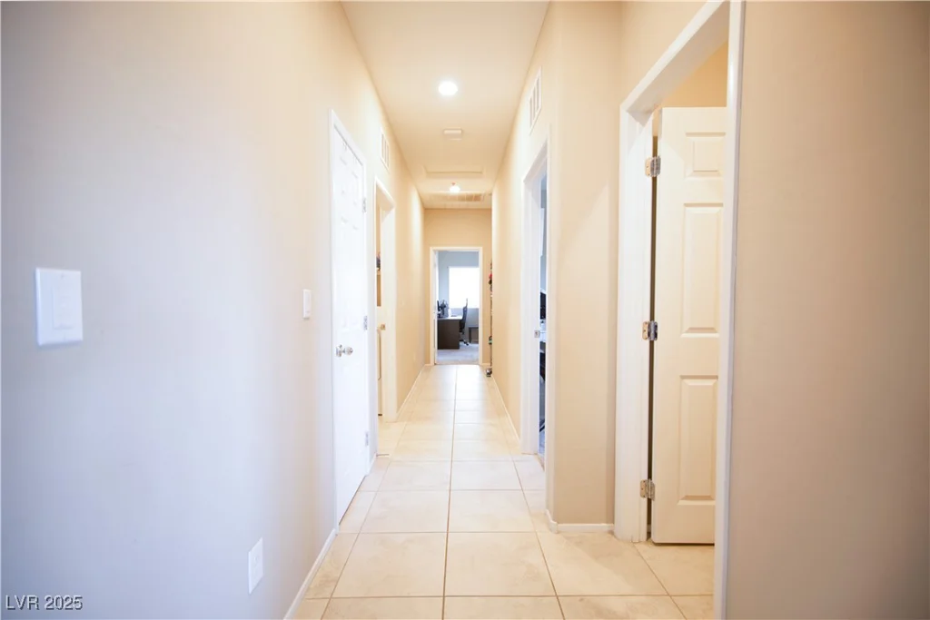 4465 Shimmering Skies, North Las Vegas, NV 89031