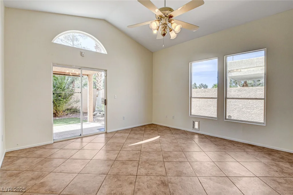 9530 Redstar, Las Vegas, NV 89123