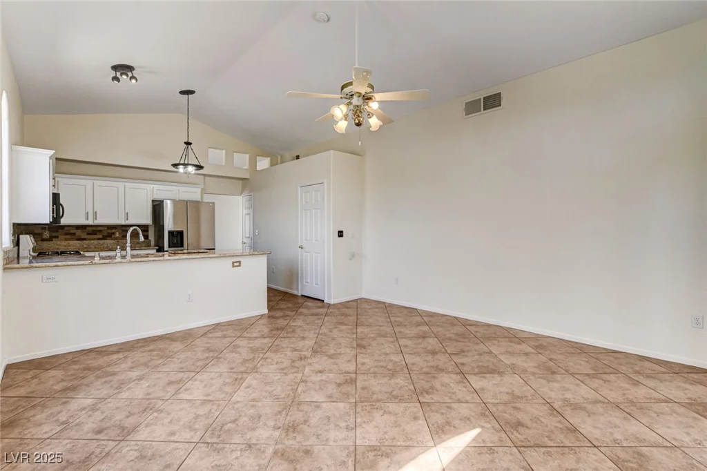 9530 Redstar, Las Vegas, NV 89123