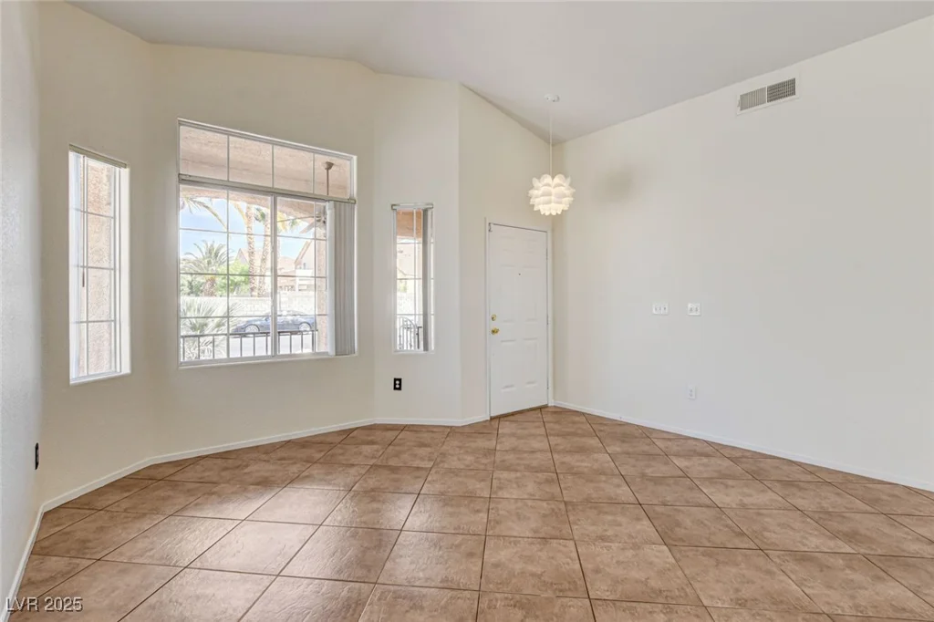 9530 Redstar, Las Vegas, NV 89123