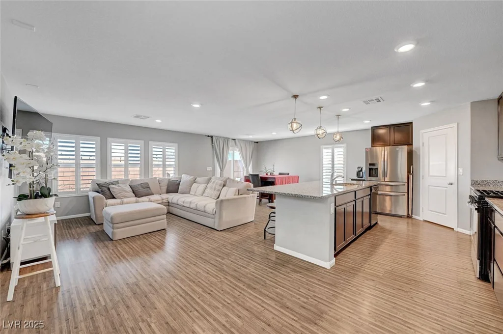 7870 Formitch, Las Vegas, NV 89166