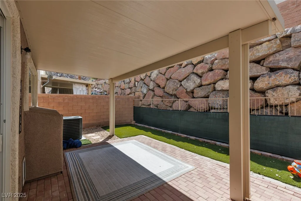 689 Principle Point, Henderson, NV 89012