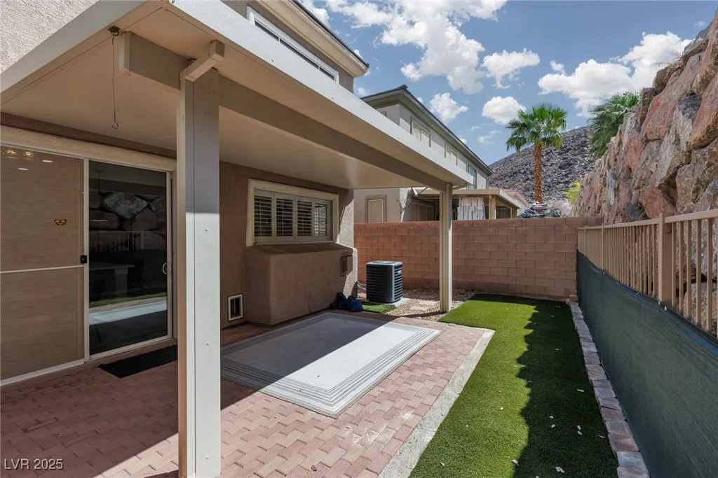 689 Principle Point, Henderson, NV 89012