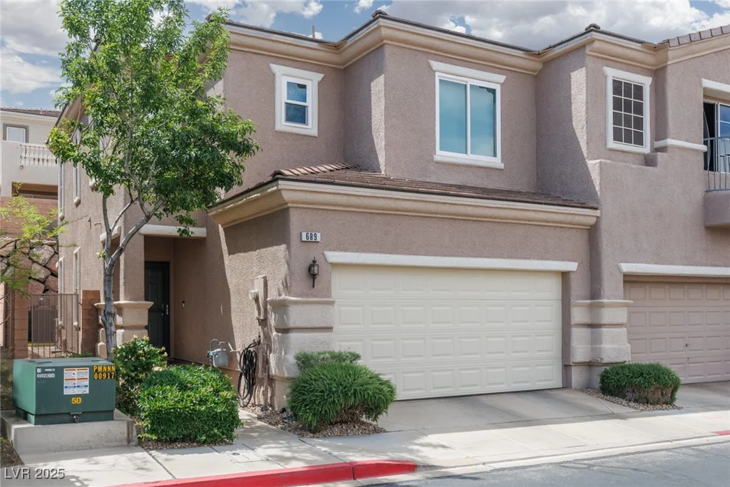 689 Principle Point, Henderson, NV 89012