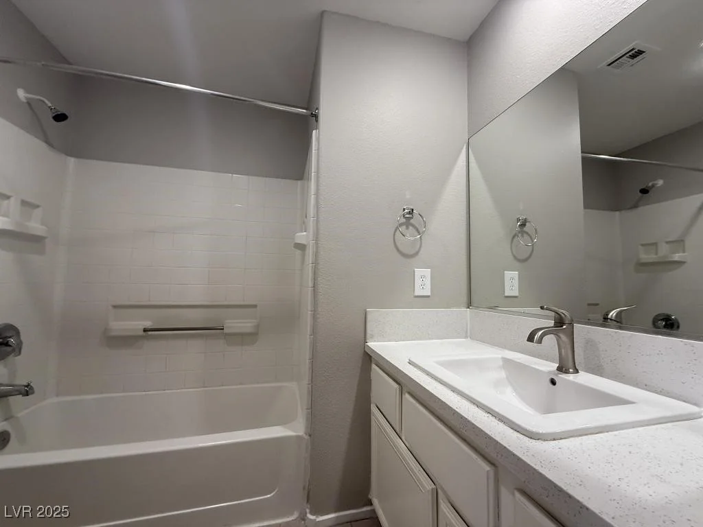 2105 William Holden, Las Vegas, NV 89142