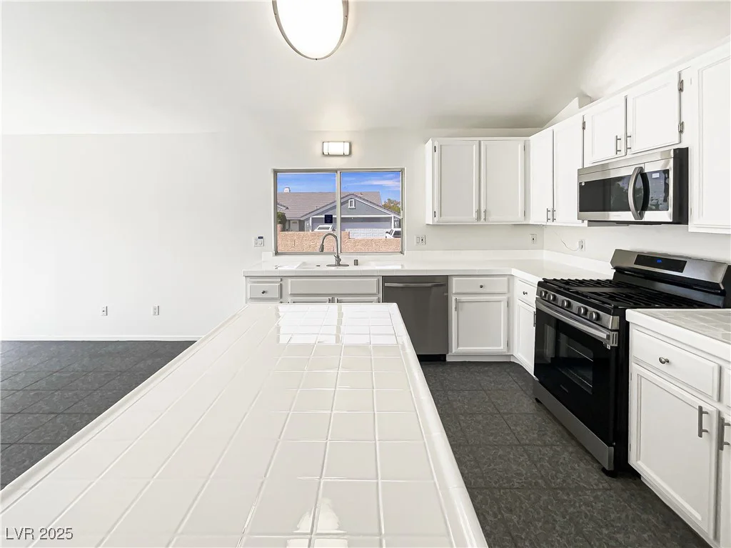 676 Covina, Henderson, NV 89002