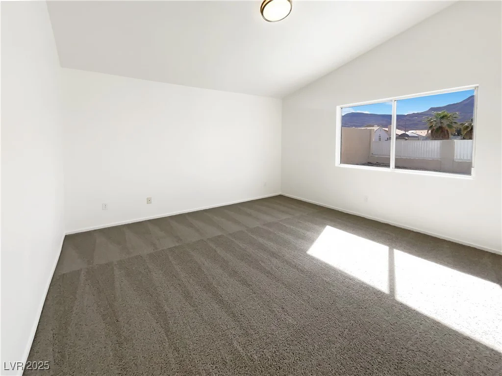 676 Covina, Henderson, NV 89002