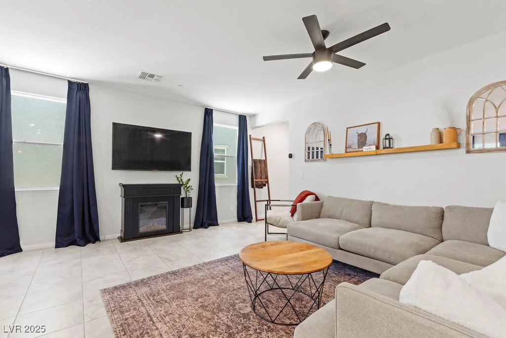 6848 Calvitero, Las Vegas, NV 89149