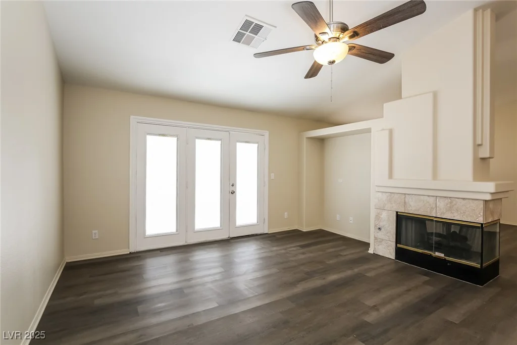 3214 Gilmore, North Las Vegas, NV 89032
