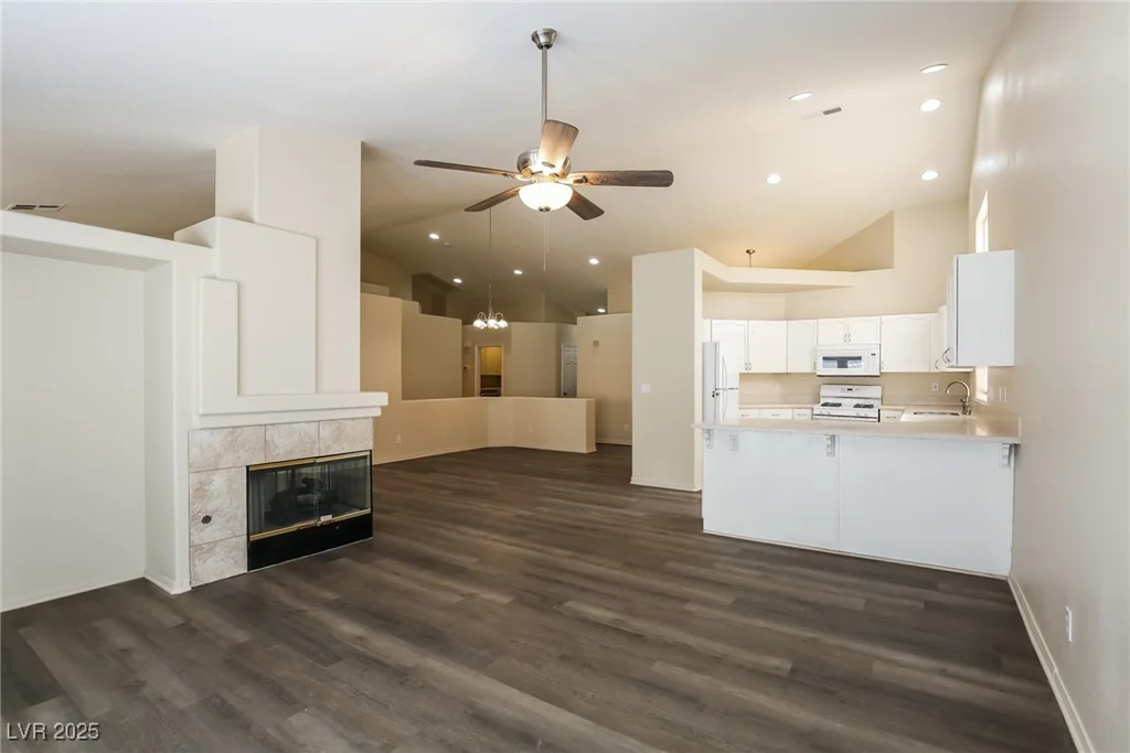 3214 Gilmore, North Las Vegas, NV 89032