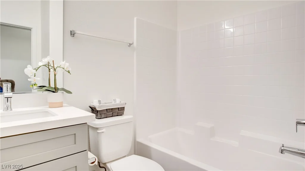 1157 Blossom Point, Las Vegas, NV 89135